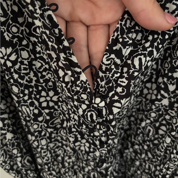 Outerknown Canyon 100% cotton Black and White Floral Maxi Dress - Picture 3 of 6